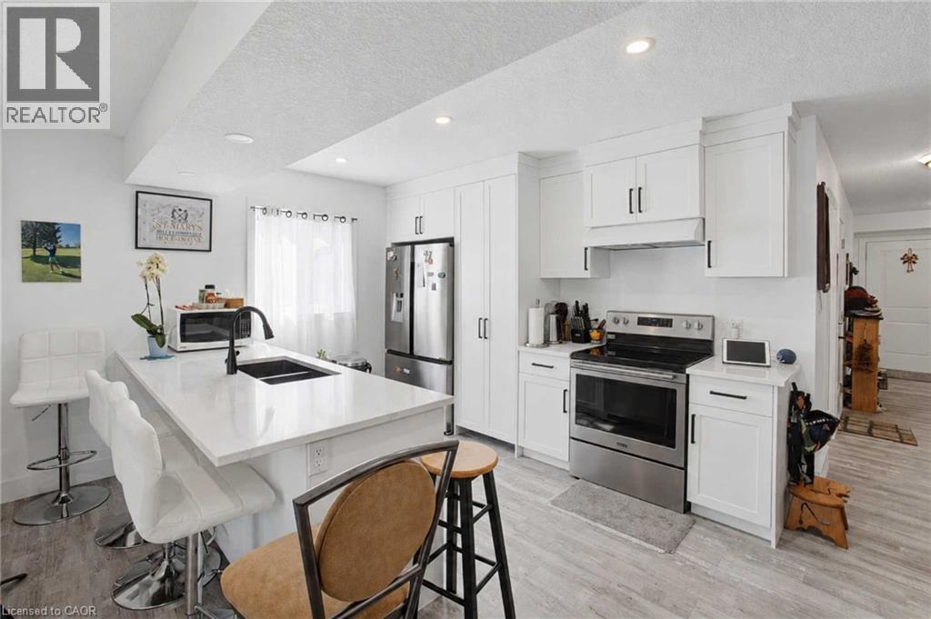 123 EGAN Avenue - 12