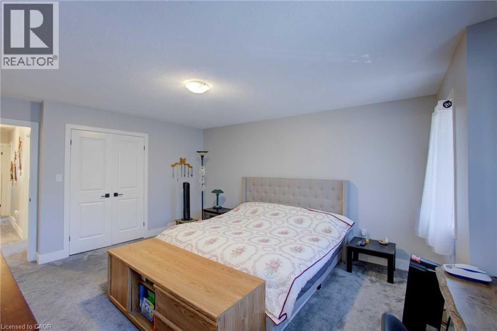 123 EGAN Avenue - 18