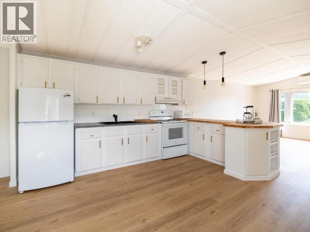 68-7624 DUNCAN STREET, Powell River