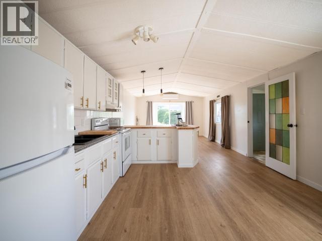 68-7624 DUNCAN STREET, Powell River