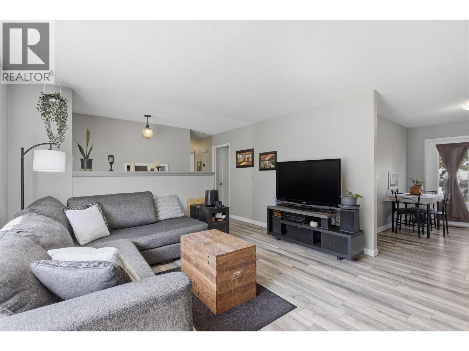 1322 Lamar Drive - 8