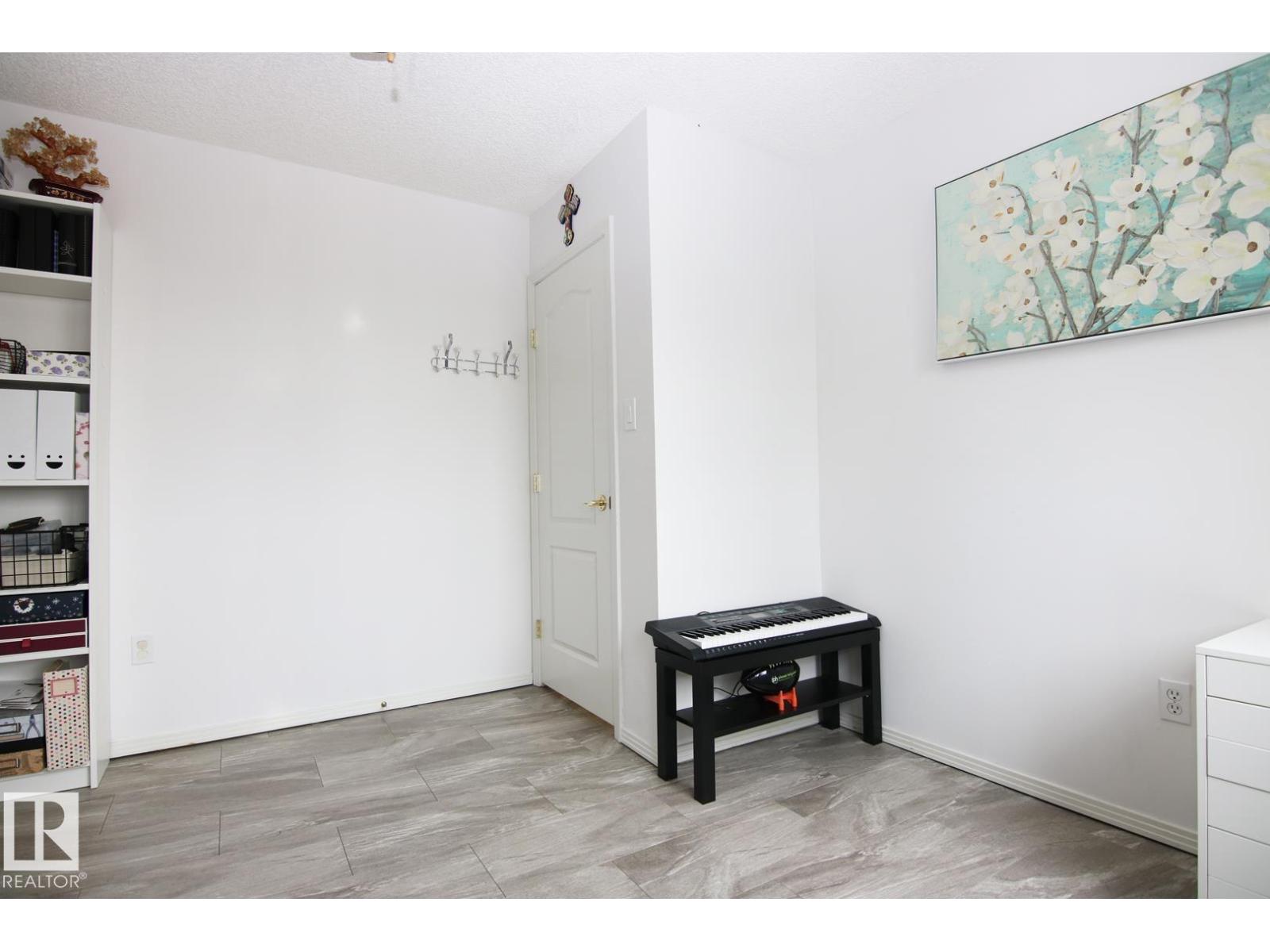 #308 17150 94A AV NW - 24