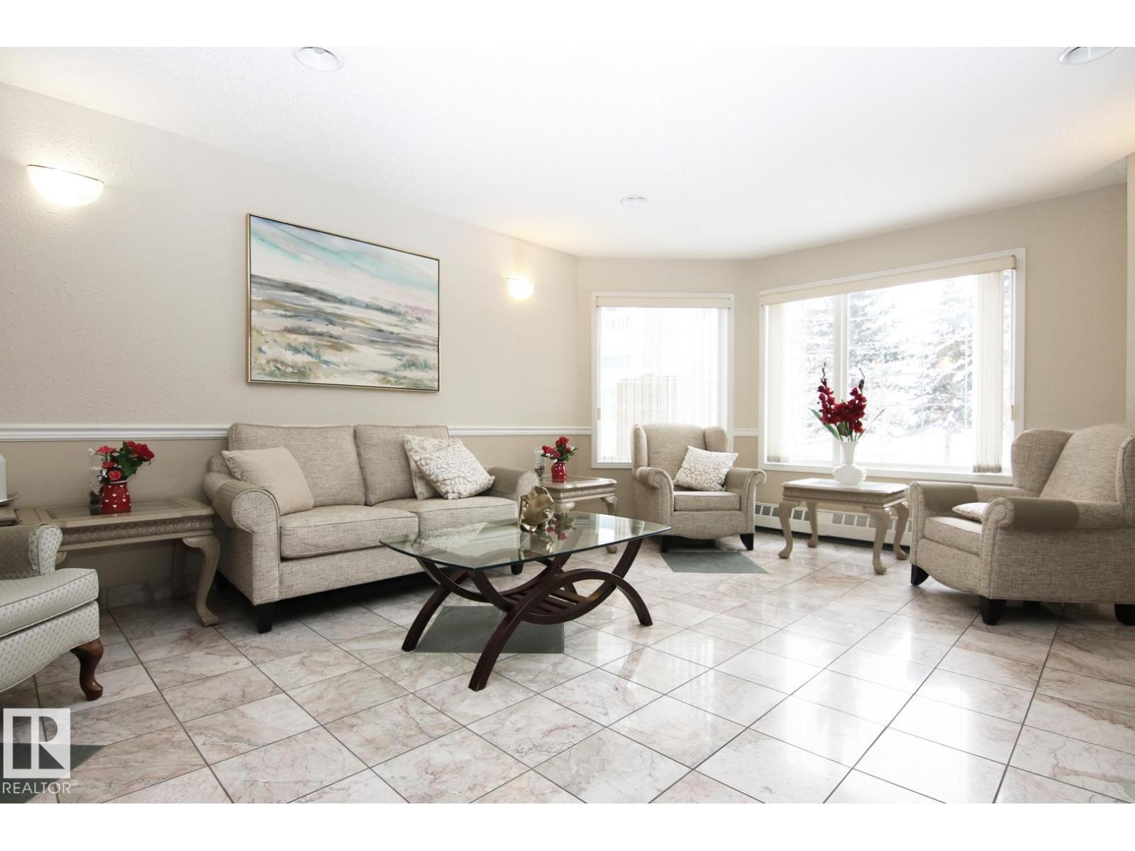 #308 17150 94A AV NW - 35