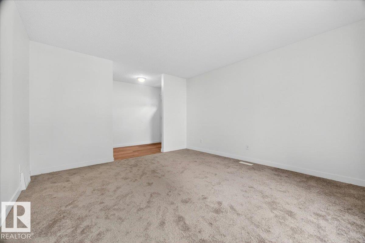 16904 91 ST NW - 10