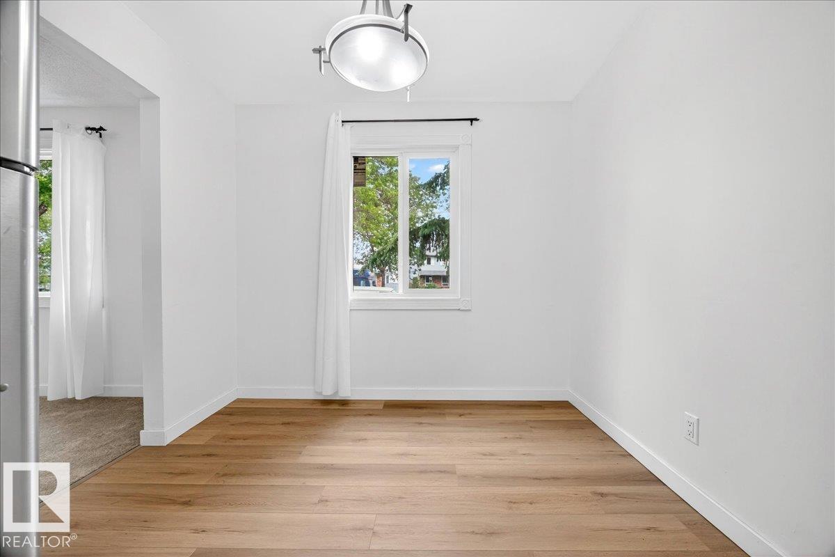 16904 91 ST NW - 12