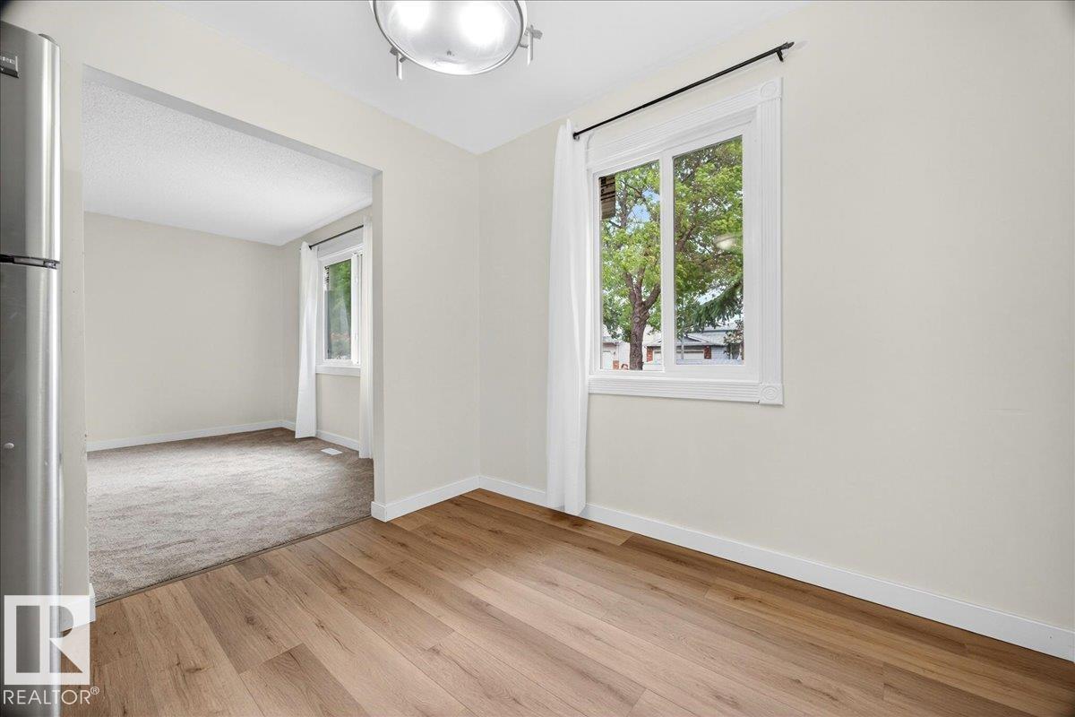 16904 91 ST NW - 13