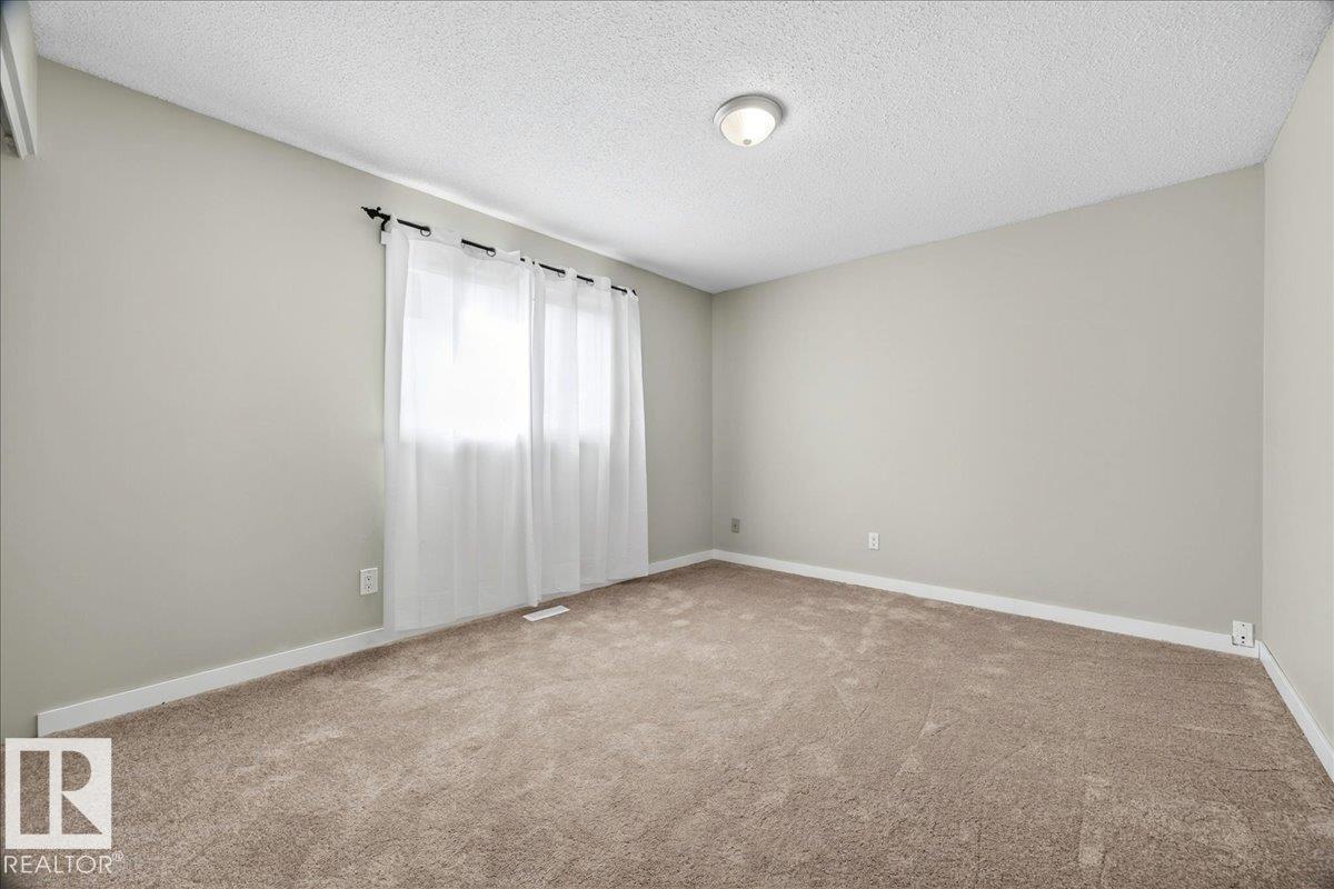16904 91 ST NW - 26
