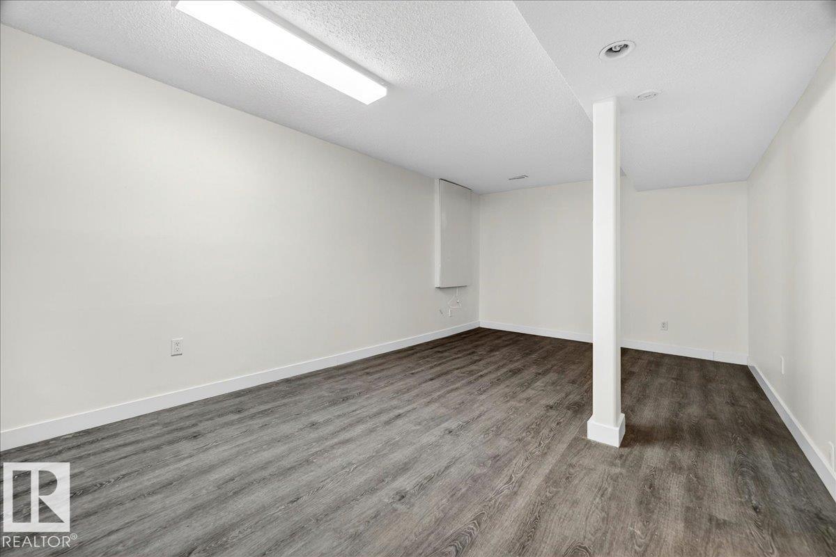 16904 91 ST NW - 40