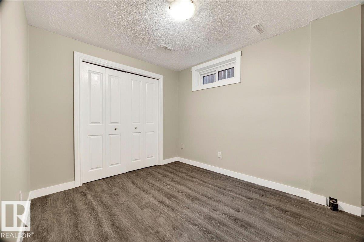 16904 91 ST NW - 42