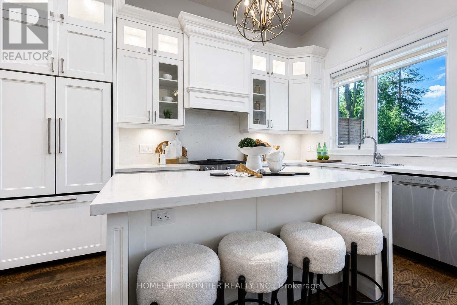 82 CAMERON AVENUE - 10