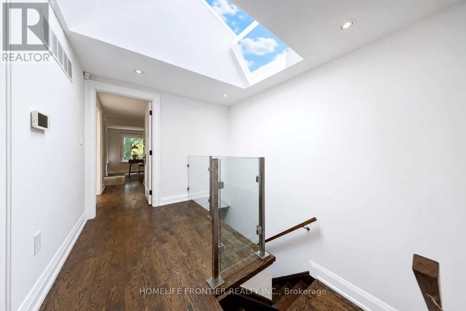 82 CAMERON AVENUE - 21
