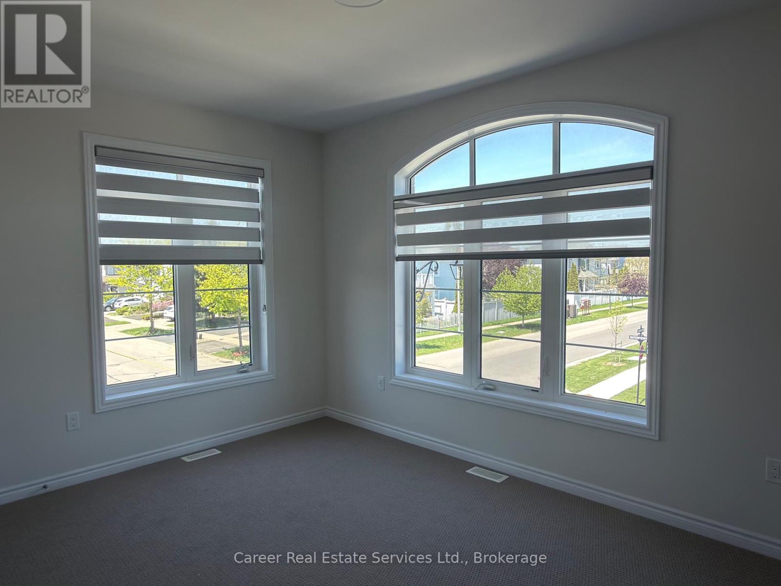 1 WATERFRONT CRESCENT - 19