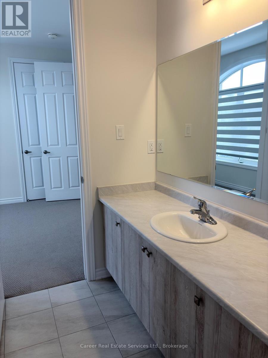 1 WATERFRONT CRESCENT - 20