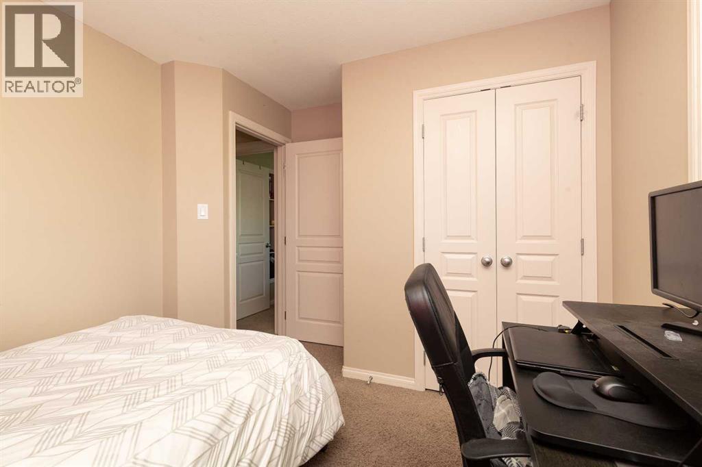 87 Keystone Terrace W — photo 21