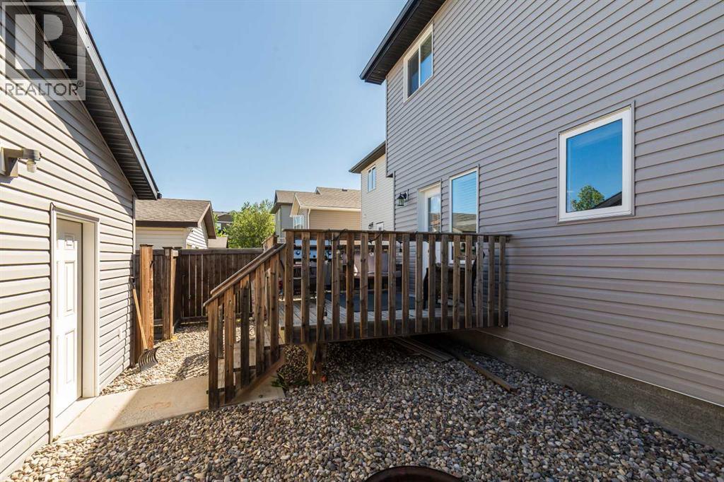 87 Keystone Terrace W — photo 33