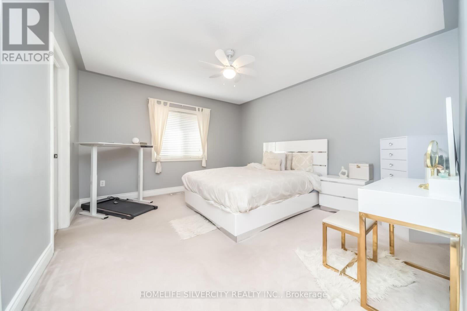 15 NEWARK WAY - 26