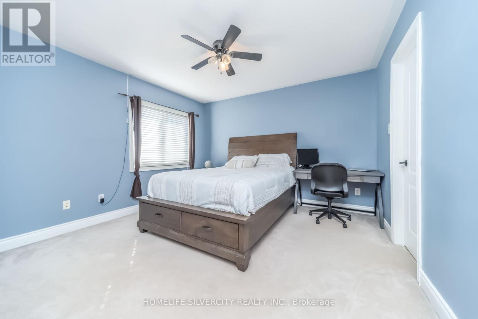 15 NEWARK WAY - 29