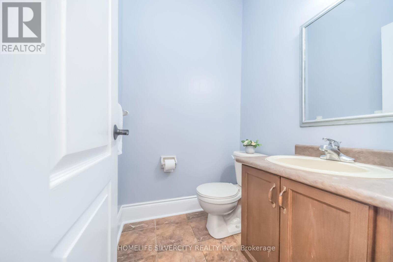 15 NEWARK WAY - 36