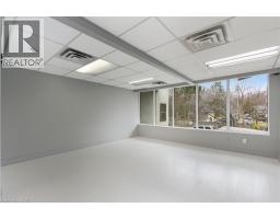 17 King Street E Unit# 205, Dundas, ON L9H1B7 Photo 6