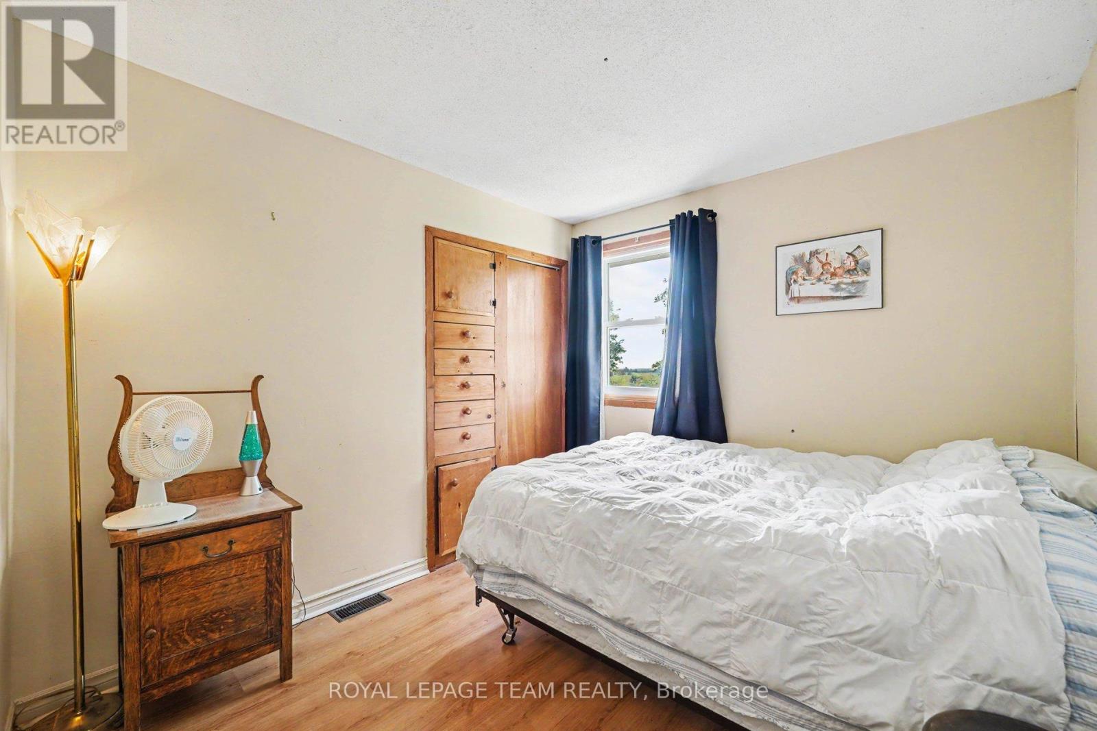 5 Bed, 3 Bath House for Sale in Ottawa – 3648 DALMAC ROAD, Ottawa – MLS# X13441942 - Image 21