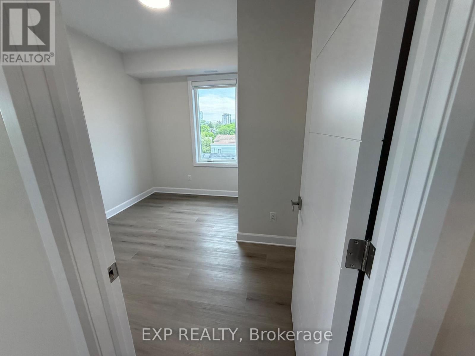 3 Bed, 2 Bath Multi-Family for Rent in Ottawa – 258 MONTFORT STREET, Ottawa – MLS# X13441968 - Image 13