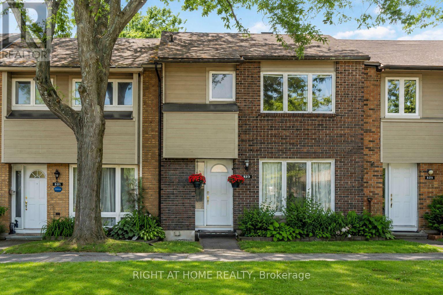 #3 21 MIDLAND CRESCENT - 1