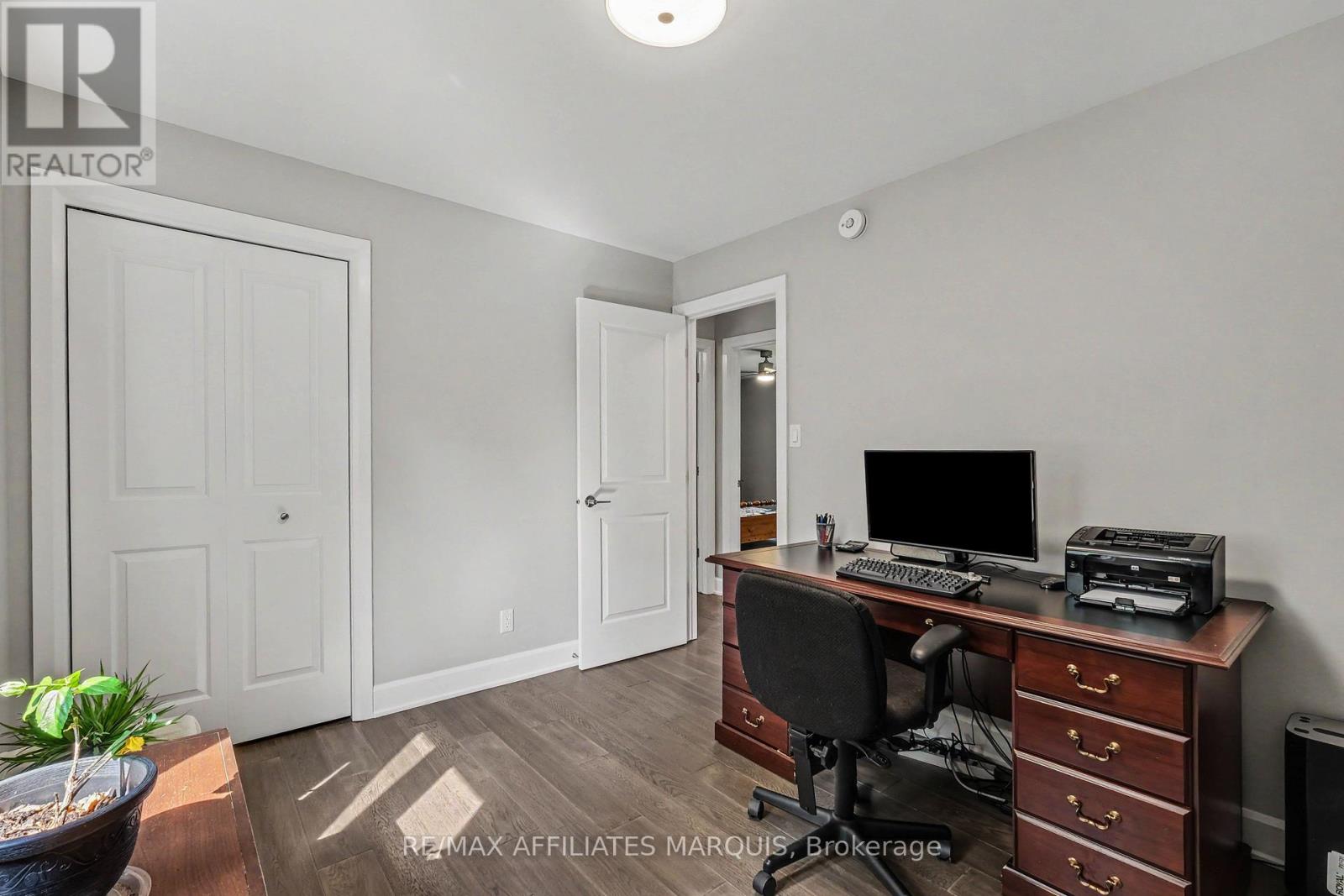 97 GOLF CLUB ROAD - 25