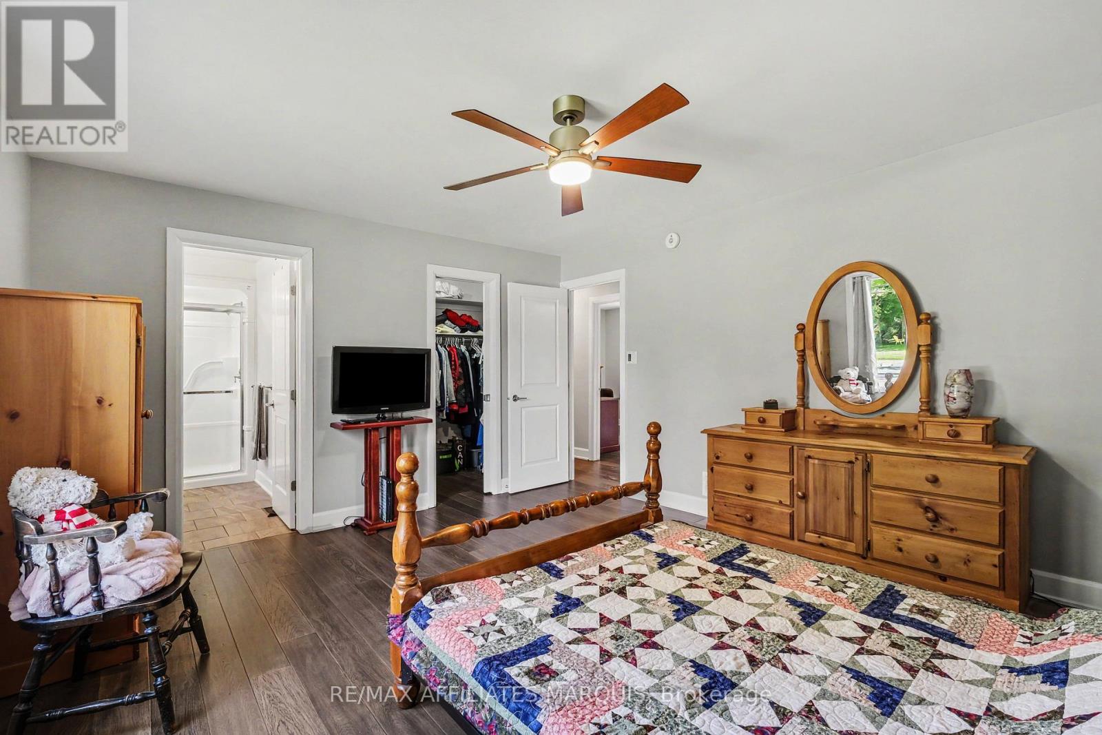 97 GOLF CLUB ROAD - 33