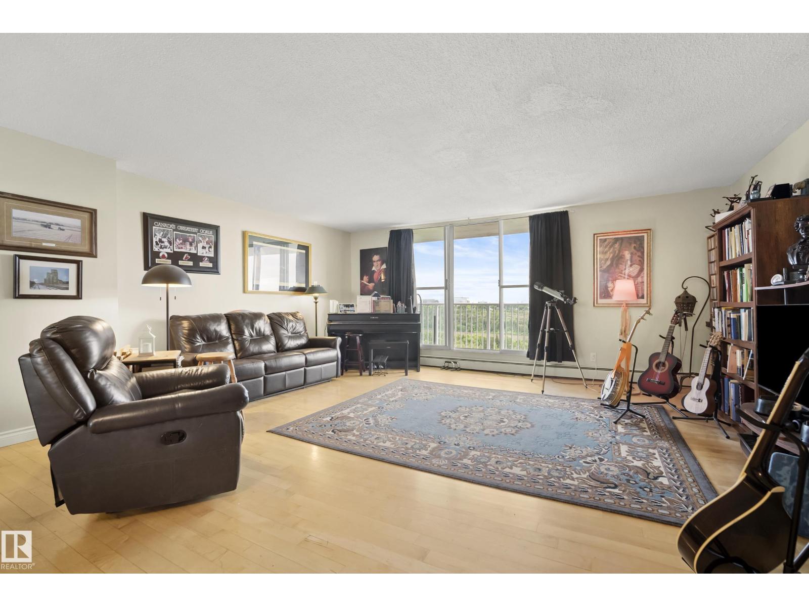 #906 12141 JASPER AV NW — photo 13
