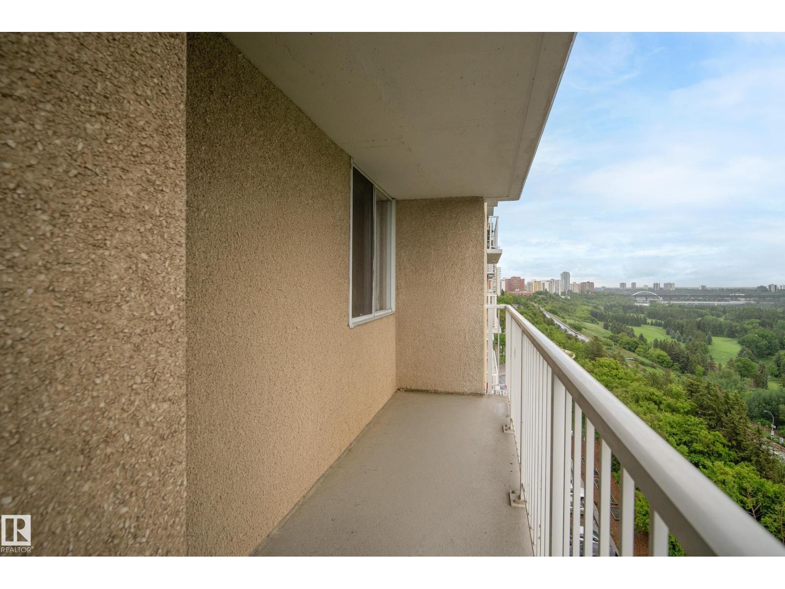 #906 12141 JASPER AV NW — photo 28