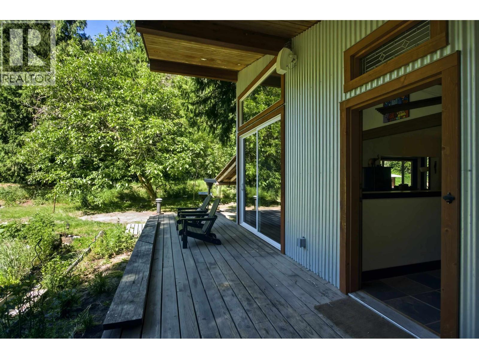 8173 PEMBERTON MEADOWS ROAD, Pemberton