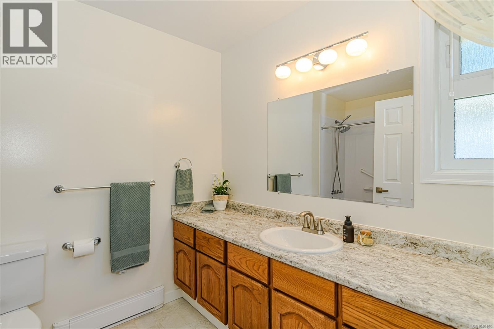 15 3966 Cedar Hill Cross Road, Saanich