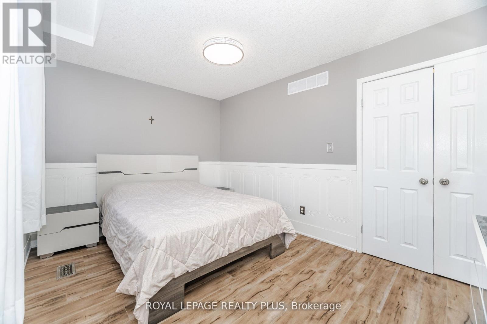 35 JERRY DRIVE - 22