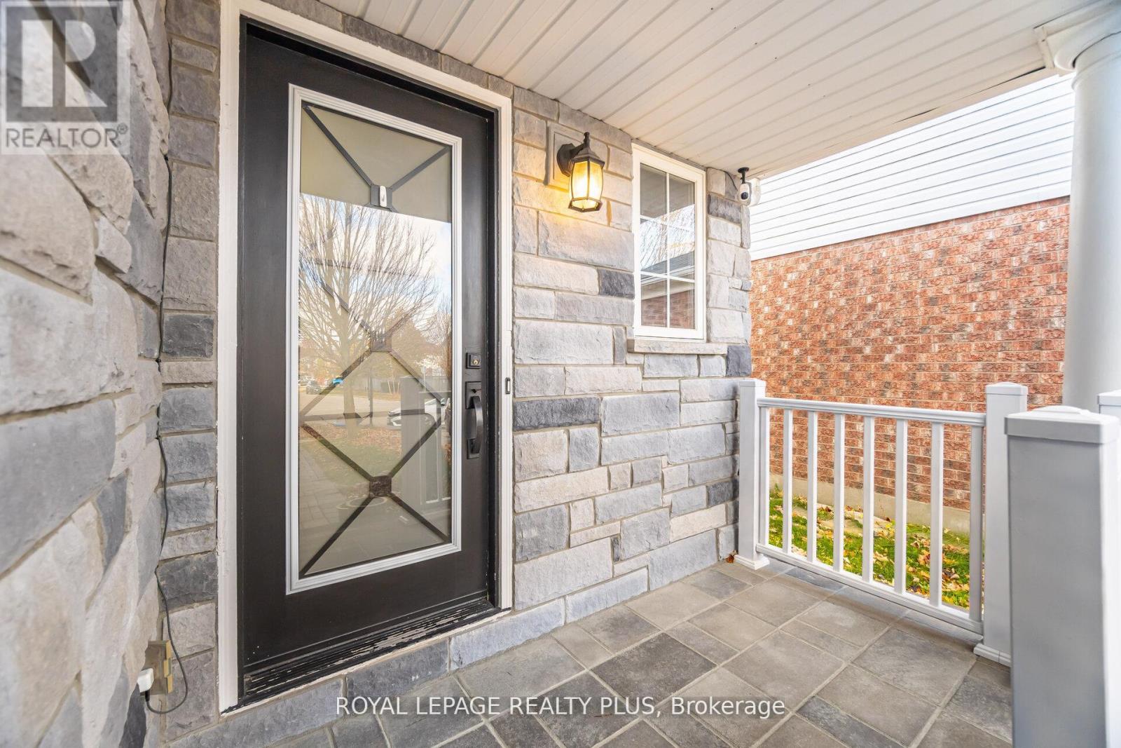 35 JERRY DRIVE - 6