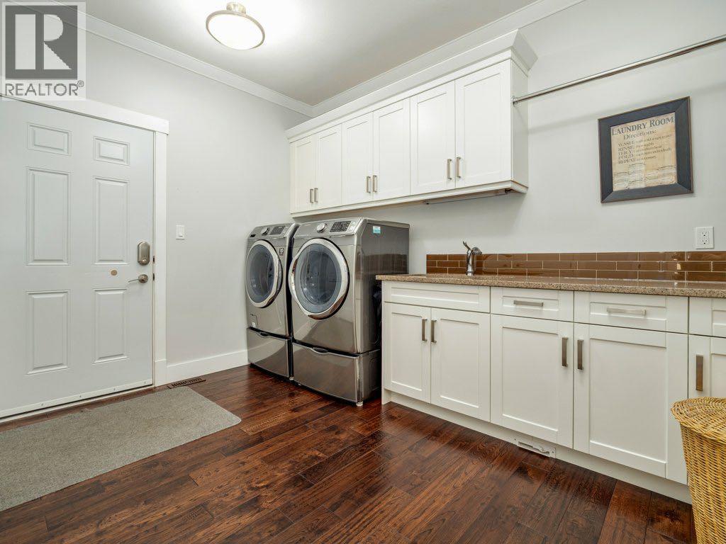627 18 Street — photo 26