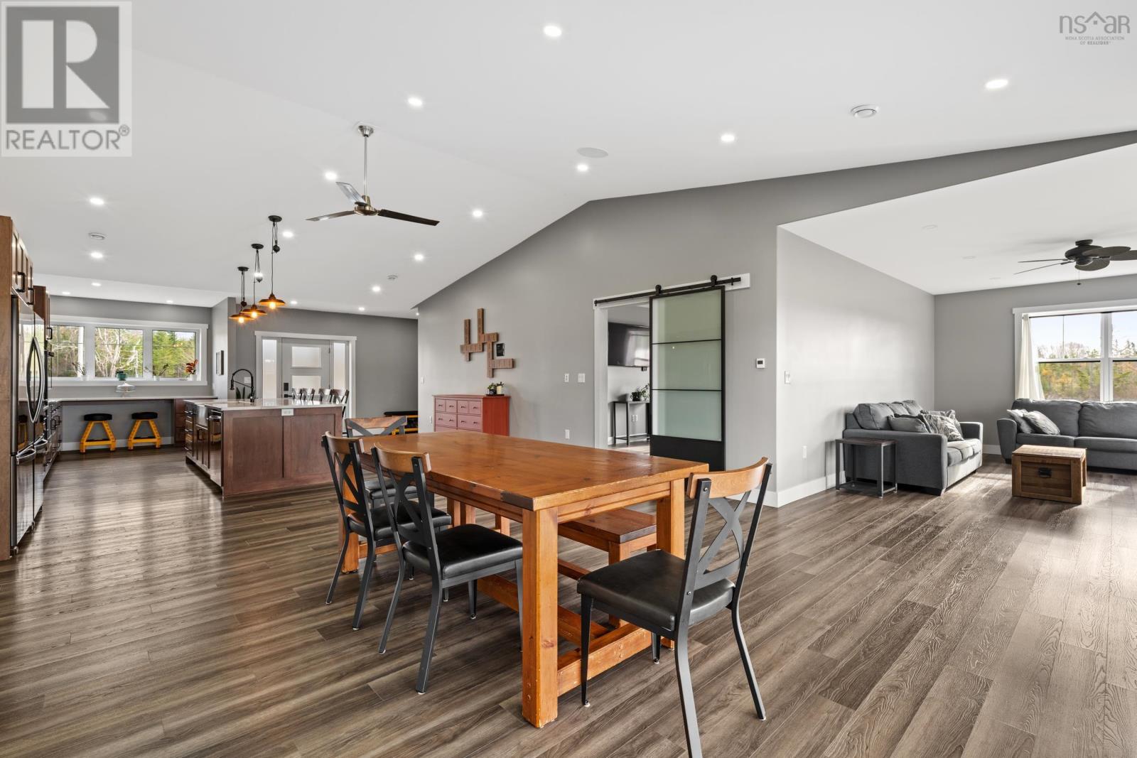 5121 Clam Harbour Road - 19