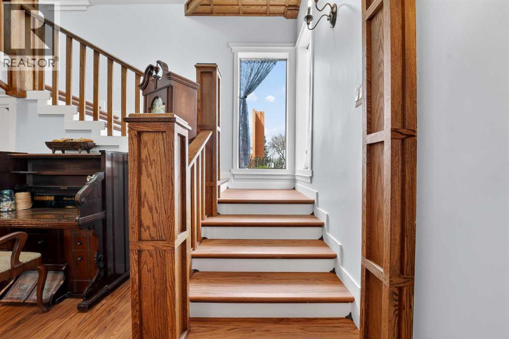 4717 2 Street W - 14