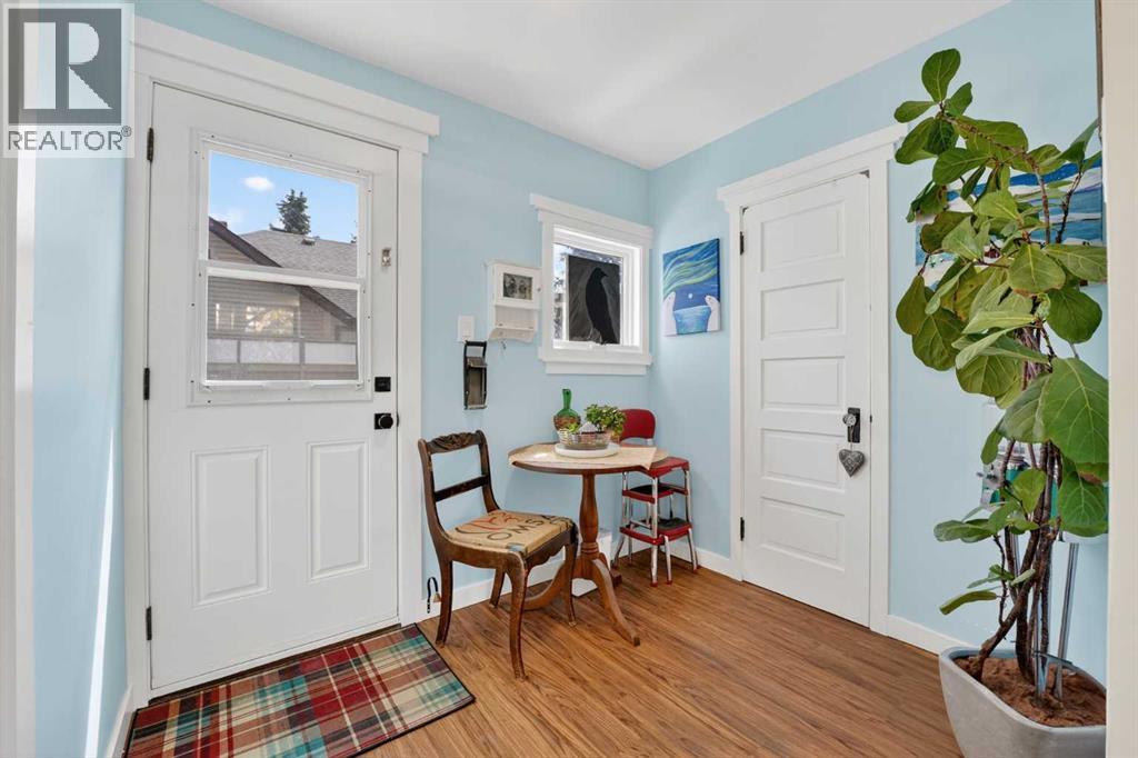 4717 2 Street W - 23