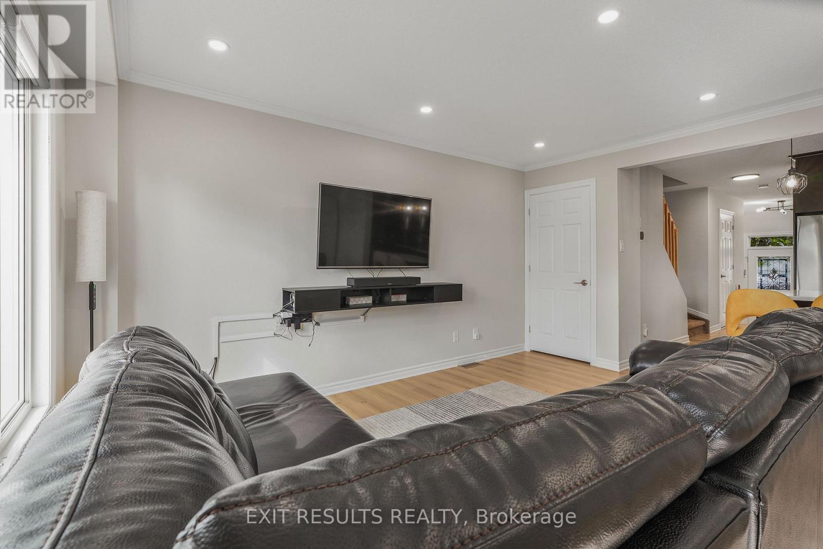 2609 RAYMOND STREET - 13