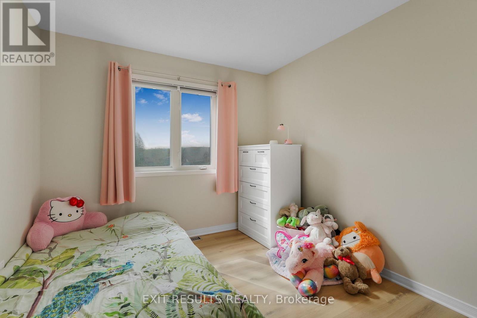 2609 RAYMOND STREET - 18