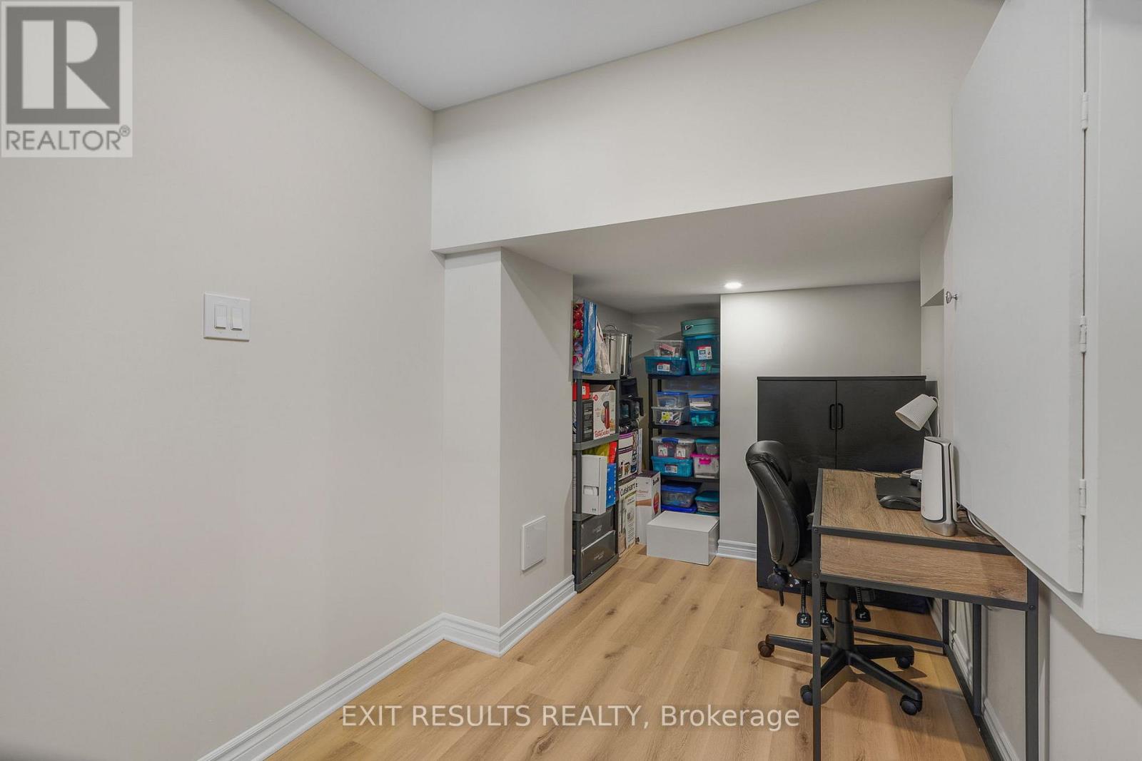 2609 RAYMOND STREET - 23