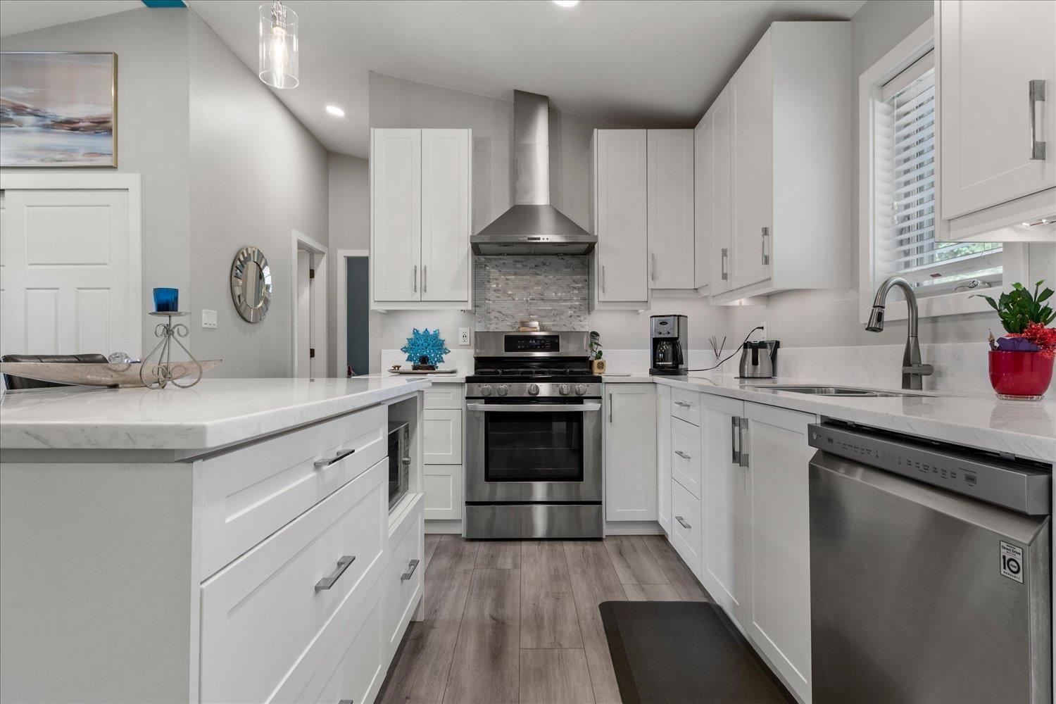 60 53480 BRIDAL FALLS ROAD, Bridal Falls, Rosedale