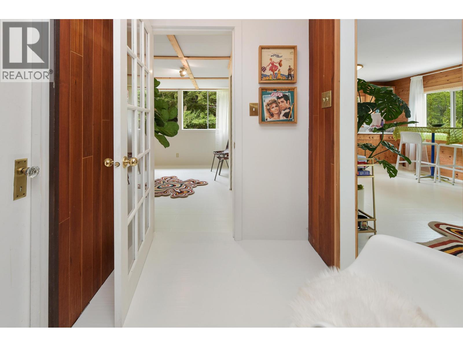 222 SKANA GATE ROAD, Mayne Island