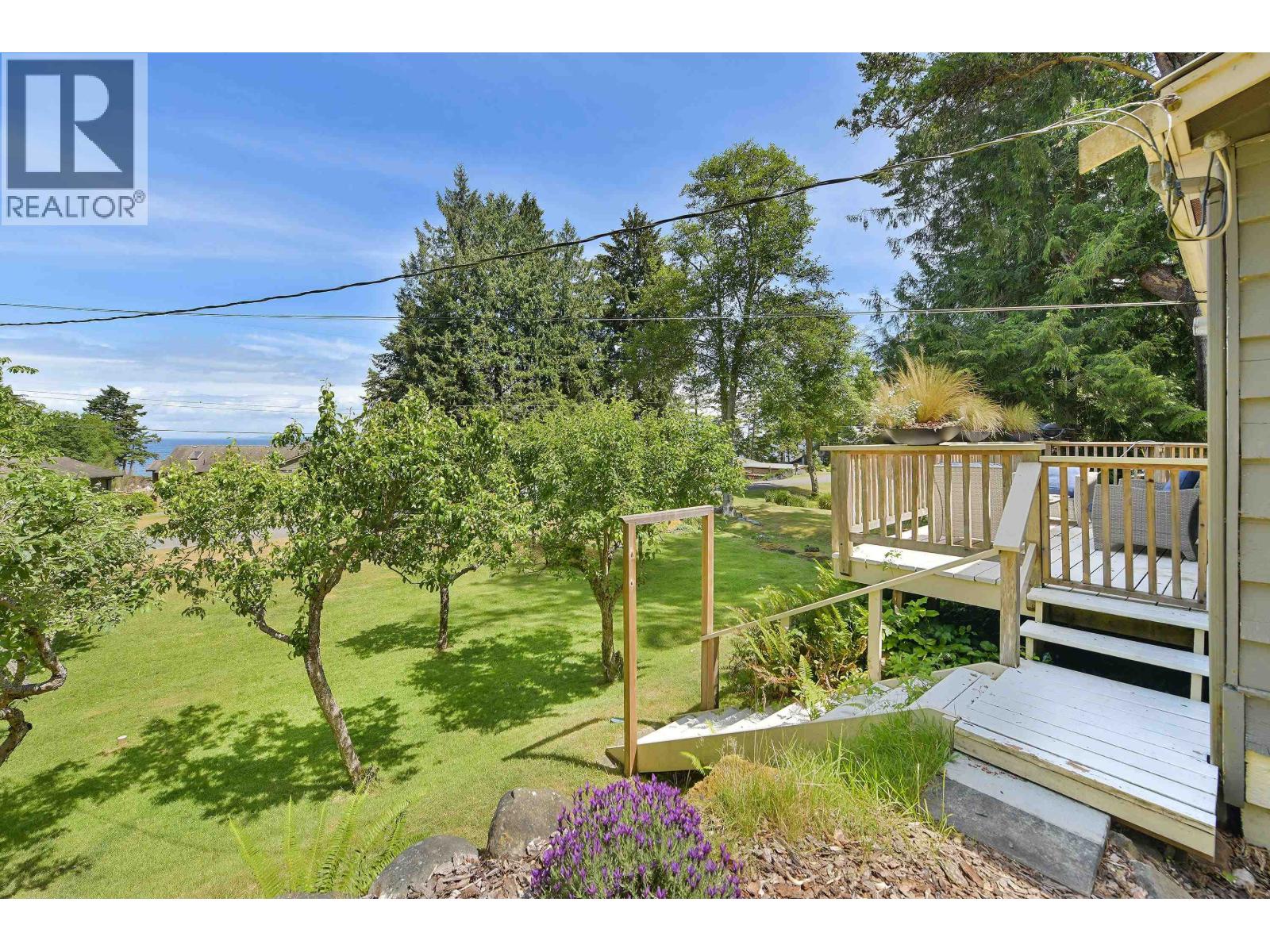 222 SKANA GATE ROAD, Mayne Island