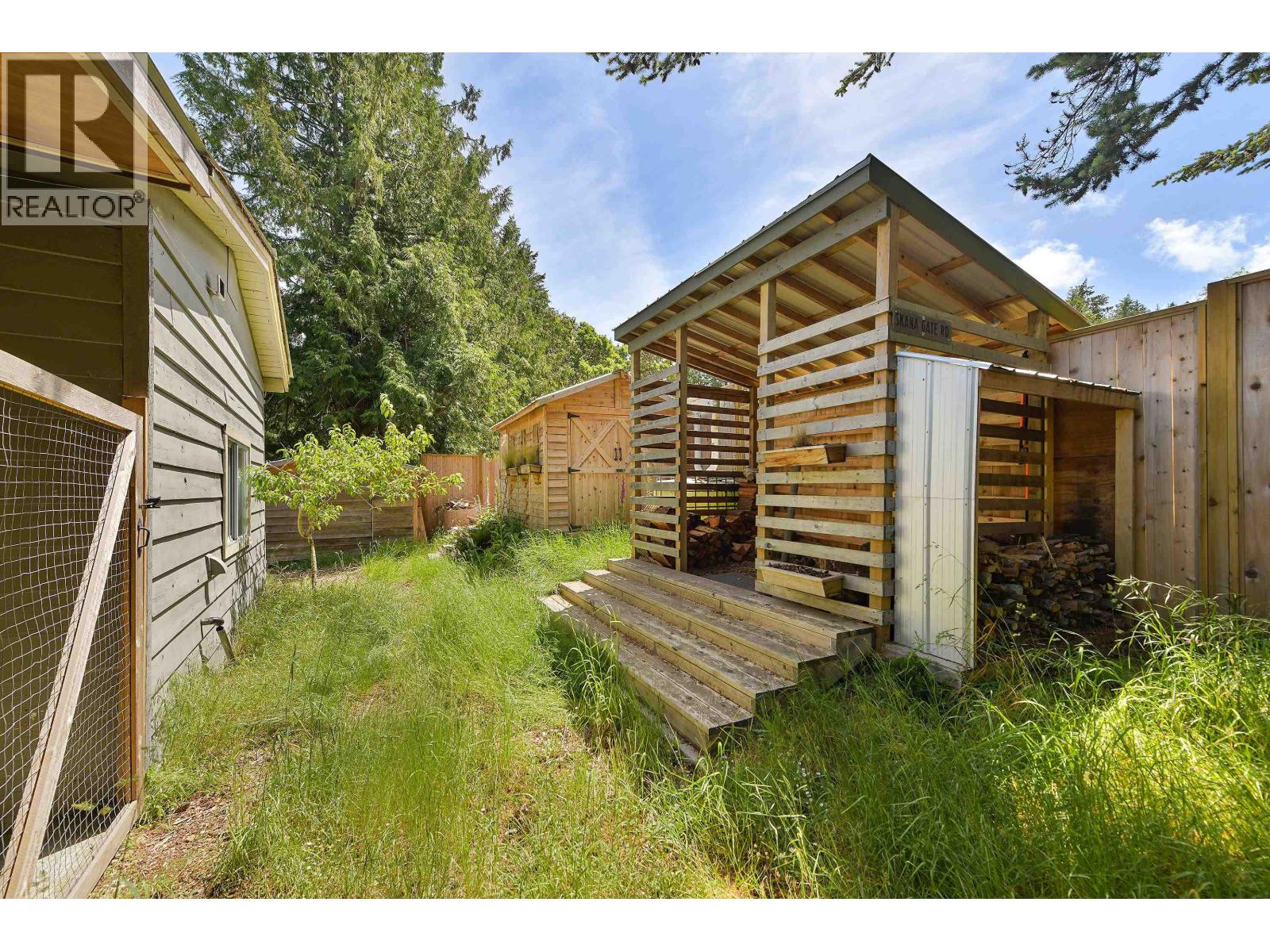 222 SKANA GATE ROAD, Mayne Island