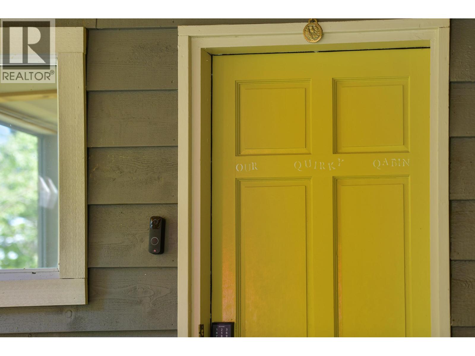 222 SKANA GATE ROAD, Mayne Island