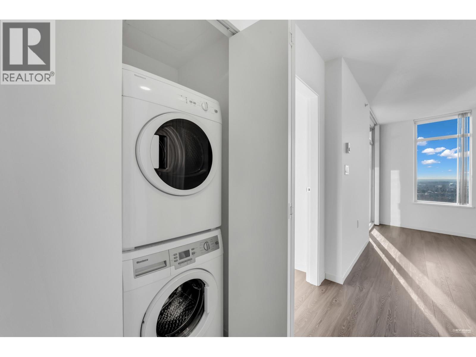 2208 900 CARNARVON STREET, New Westminster