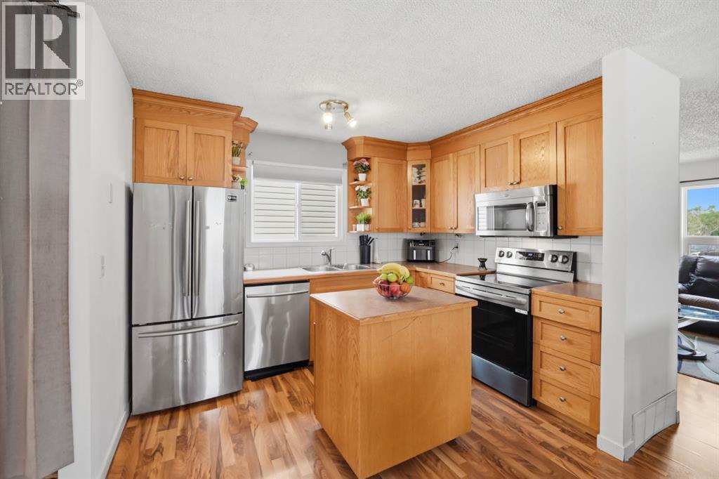 6907 4 Avenue NE - 14