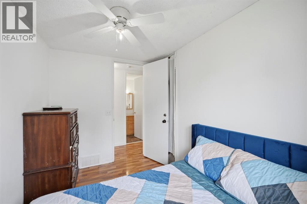 6907 4 Avenue NE - 21