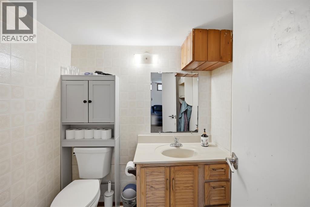 6907 4 Avenue NE - 31